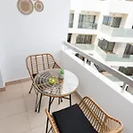 Lazuli & Pool 501 Apartment Larnaca