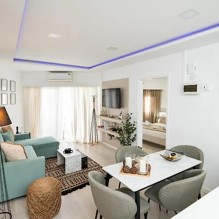 Lazuli & Pool 501 Апартаменты