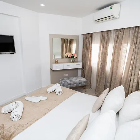 Апартаменты Lazuli & Pool 501 Ларнака