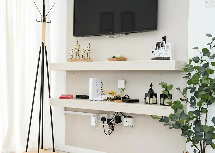 Διαμέρισμα Lazuli & Pool 501 *