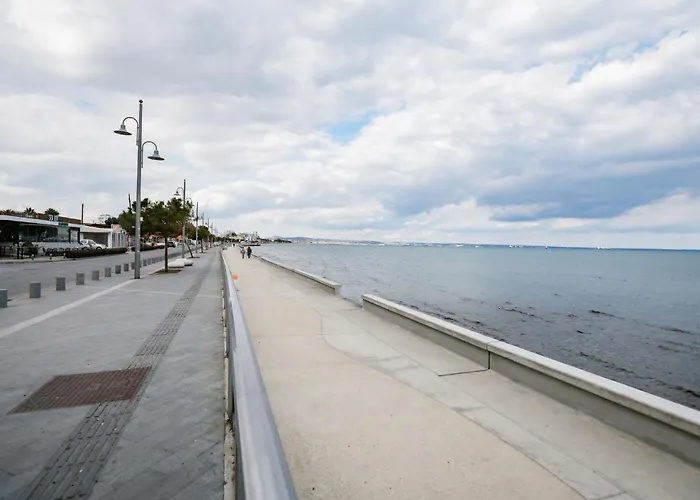 Διαμέρισμα Lazuli & Pool 501 *