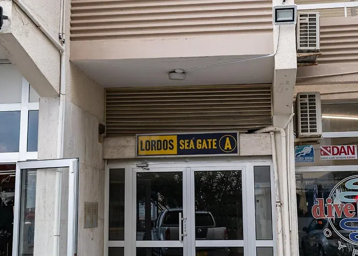 Διαμέρισμα Lazuli & Pool 501