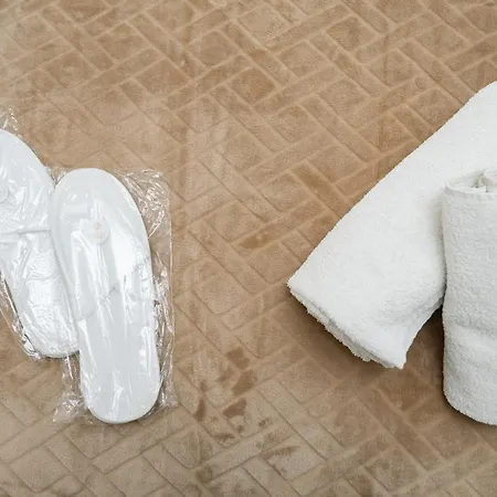 Lazuli & Pool 501 Apartment