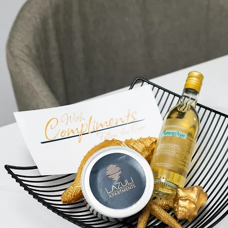 Lazuli & Pool 501 Apartment *